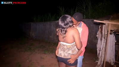 Marato a seterateng le thobalano e chesang le ngoanana e motenya ea tsoang sehlopheng