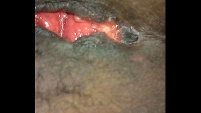 Hasa Pussy ea Ka e Matenya E E etse Squirt